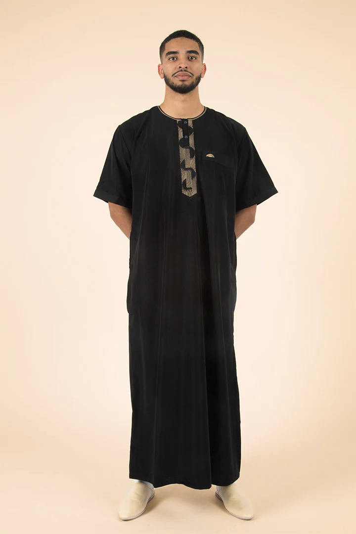 Abaya Noire Élégante